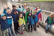 Keiner zu klein, ein Umweltputzer zu sein: Jugi/Kitu Haag-Salez im Einsatz am vergangenen Samstag. (Bild: PD)