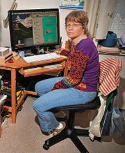 Barbara Müller in ihrem Arbeitszimmer in Ettenhausen. (Bild: Reto Martin)