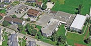 Eine neue Dreifachturnhalle soll die Turnhallen 2+3 beim Schulhaus Wiesengrund ersetzen. (Bild: PD)