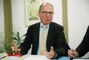 Der St. Galler Justizdirektor Fredy Fässler: «Für uns ist es wichtig, dass die Asylsuchenden ohne Verzug auf alle Kantone verteilt werden.» (Bild: Ralph Ribi)