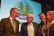 Der fast komplette Verwaltungsrat (v. l.): Präsident Peter Hochuli, Martin Wartmann, Hansueli Wagner und Stefan Mühlemann. (Bild: Mathias Frei)