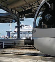 Abfahrt eines Regionalzuges in Romanshorn. (Bild: Reto Martin)