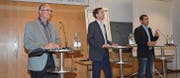Die Kandidaten Philipp Dörig, Roman Habrik und Michael Sutter (von links) stellten sich in Bazenheid den Fragen der Bevölkerung. (Bild: Beat Lanzendorfer)