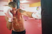 Rico Giger beim Training. Er will ganz nach oben in die Glory-League. (Bild: Andrea Stalder)