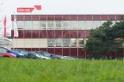 Weil die Starrag unter dem Strich deutlich mehr verdient hat, sollen die Aktionäre nun in den Genuss einer Dividende pro Aktie von 1,50 Franken nach 1,00 Franken im Vorjahr kommen. (Bild: GIAN EHRENZELLER (KEYSTONE))