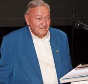 Erich von Däniken füllt mit seinen Vorträgen noch immer die Säle. Im grossen Kinosaal im Cinewil waren am Donnerstagabend über 300 Besucherinnen und Besucher. (Bild: Christof Lampart)