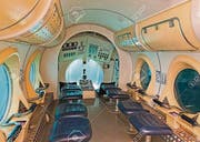 Blick ins Innere eines Touristen-U-Bootes. Ein Boot mit einer solchen Ausstattung könnte auch im Bodensee zum Einsatz kommen. (Bild: pd)