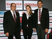 Verabschiedung von Stefan «Rougli» Roth und Doris Bruderer durch ATV-Präsident Bruno Eisenhut. (Bild: GR)