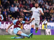 Grosser Kampf, kein Erfolg: Burnley (James Tarkowski, links) verliert gegen Chelsea (Bild: KEYSTONE/AP PA/ANTHONY DEVLIN)