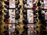 Die CVP will die Kosten für die Krankenkassenprämien mit einer Volksinitiative in den Griff bekommen. Das entschieden die Delegierten am Samstag. (Bild: KEYSTONE/ALEXANDRA WEY)
