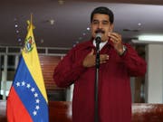 Der Präsident Venezuelas, Nicolás Maduro, spricht auf einer Pressekonferenz am Samstag am Flughafen von Caracas - kurz vor seiner Abreise nach Kuba, wo er dem neuen Präsidenten persönlich gratulieren will. (Bild: KEYSTONE/EPA EFE/MIGUEL GUTIERREZ)