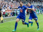 Riesiger Jubel nach dem Siegtreffer gegen FCZ beim Luzerner Torschützen Simon Grether (links) und Ruben Vargas (Bild: KEYSTONE/ALEXANDRA WEY)