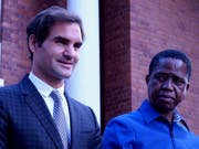 Roger Federer trifft Sambias Präsident Edgar Lungu (Bild: Roger Federer Foundation)
