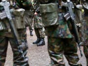 Der Fachstelle Extremismus der Armee sind im vergangenen Jahr vor allem Hinweise auf Rechtsextremismus gemeldet worden. (Symbolbild) (Bild: KEYSTONE/CHRISTIAN BEUTLER)