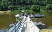 Im sächsischen Bad Schandau geht’s mit dem rüstigen Fährschiff Lena über die Elbe. (Bild: Andreas Z’Graggen)