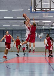 Die Spieler von Swiss Central Basket im Einsatz. (Bild: PD)