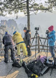 Landschaftsfotografie in China: Gigantische Schluchten und Berge bilden hier die Kulisse. (Bild: fotoreisen.ch)