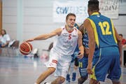 Nemanja Kovacevic (links) gibt sein Comeback bei Swiss Central. (Bild: Corinne Glanzmann (Luzern, 8. Januar 2017))