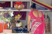Im buddhistischen Tempel: Auf Mauritius leben die Religionen friedlich nebeneinander. (Bild: Karte oas)