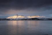 Morgenidylle am Malangenfjord eine Stunde ausserhalb von Tromsø. (Bild: Christoph Zweili)