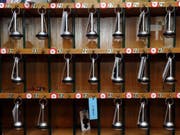 Für immer mehr Hotelgäste führt der Weg zum Zimmerschlüssel über eine Buchungsplattform. (Symbolbild) (Bild: Keystone/KARL MATHIS)
