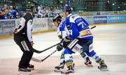 Eishockey in der Bossard-Arena mit der EVZ Academy im Spiel gegen den EHC Olten am vergangenen Samstag. Bild: Werner Schelbert (Zug, 24. September 2016)