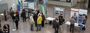 Am Branchentreff haben die Fachleute die Vor- und Nachteile der Elektromobilität genauer unter die Lupe genommen. (Bild: PD)