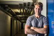 Steht ab sofort wieder für den EV Zug seinen Mann: Timo Helbling. (Bild: Freshfocus/Claudia Minder)