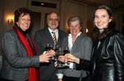 FDP-Nationalrat Georges Theiler mit seinen Ratskolleginnen Ida Glanzmann-Hunkeler (CVP), FDP-Ständerätin Helen Leumann-Wyrsch und Yvette Estermann (SVP, von links). (Bild André Häfliger/Neue LZ)