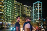 Während im Nachbarland Syrien der Krieg eskaliert, stürzen sich die jungen Libanesen ins Partyleben. (Bild: Daniel Ammann)
