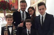 Die Beckhams. (Bild: bangshowbiz)