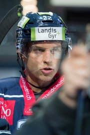 Bleibt zwei weitere Jahre in Zug: Verteidiger Santeri Alatalo. (Bild: Urs Flüeler / Keystone)
