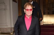 Elton John wird 2019 seine Autobiographie veröffentlichen. (Bild: Bang)