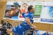 Luca Severin Ramseier mit einem wuchtigen Wurf. (Bild: Pius Amrein (Kriens, 28. März 2018))
