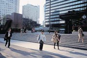 Feierabendstimmung im teuren Geschäftsquartier Ginza. (Bild: Marco Kamber)