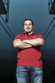 Wieder genesen und entschlossen: Joel Wicki in der Talstation der Klewenalp-Bahn nach einem Medientermin des Innerschweizer Verbands. (Bild: Roger Grütter (Beckenried, 18. August 2017))