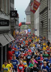 Am 37. Luzerner Stadtlauf werden rund 13'500 Teilnehmer erwartet. (Bild: Boris Bürgisser / Neue LZ)