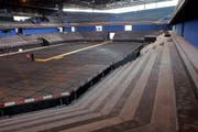 Blick in die entstehende Bossard-Arena. (Bild Stefan Kaiser/Neue ZZ)