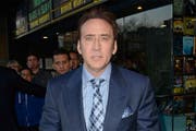Der Schauspieler Nicolas Cage muss einen gestohlenen Dinosaurierschädel zurückgeben. (Bild: bangshowbiz)