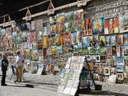 Bilderwand am Florianstor bei der ehemaligen Stadtmauer. (Bild: Silvia Schaub)