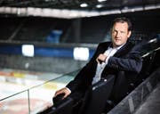 Sucht Verstärkung für die Offensive: EVZ-Sportchef Reto Kläy.Bild: Stefan Kaiser (Zug, 24. August 2016)