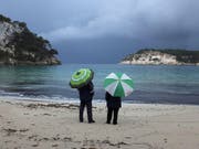 Nach vorläufigen Zahlen der Welttourismusorganisation UNWTO ist die Zahl der Touristen 2017 weltweit um 7 Prozent gestiegen. Europa war als Reiseziel besonders beliebt. (Archiv) (Bild: KEYSTONE/EPA EFE/DAVID ARQUIMBAU)