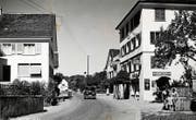 Die Parteiversammlungen in den lokalen Wirtshäusern fanden meistens am Sonntagnachmittag statt. Im Bild das Restaurant Traube, wo auch die von der Partei abonnierte «Volksstimme» auflag. (Bilder: Fotoarchiv Hansruedi Rohrer)