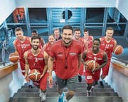 Swiss Central Basket mit Trainer Danijel Eric (vorne): Auf geht’s in die neue Saison. (Bild: Nadia Schärli (Luzern, 23. September 2017))