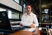 Ist gefordert: EVZ-Sportchef Jakub Horak. (Bild: Roger Grütter / Neue LZ)