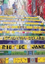 Künstler Jorge Selarón hat eine Treppe mit Hunderten von Fliesen zu einem Kunstwerk gestaltet. (Bild: Angela Allemann)