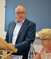 Präsident Josef Schurtenberger führt speditiv durch die Rechnungs- und Budgetversammlung der Kath. Kirchgemeinde. (Bild: Monika Wick)