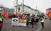 Der Umzug führte am Neumarkt vorbei. (Bild: Matthias Fässler)