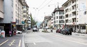 Die Zürcher Strasse im Zentrum des Lachen-Quartiers: Teile des Quartiers wünschen sich hier schon lange eine durchlässigere Strassengestaltung. (Bilder: Sabrina Stübi)