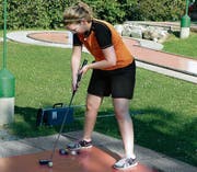 Daniela Pfister ist eine der besten Minigolferinnen des Landes und spielt in der Nationalmannschaft.